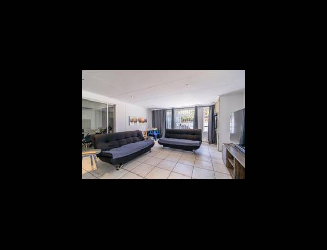 4 BEDROOM HOUSE FOR SALE IN GLENVISTA